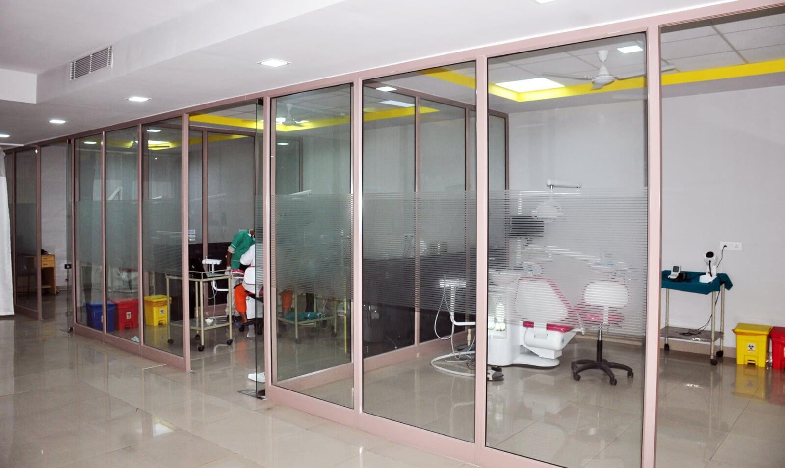 ITS Dental College dental implant center